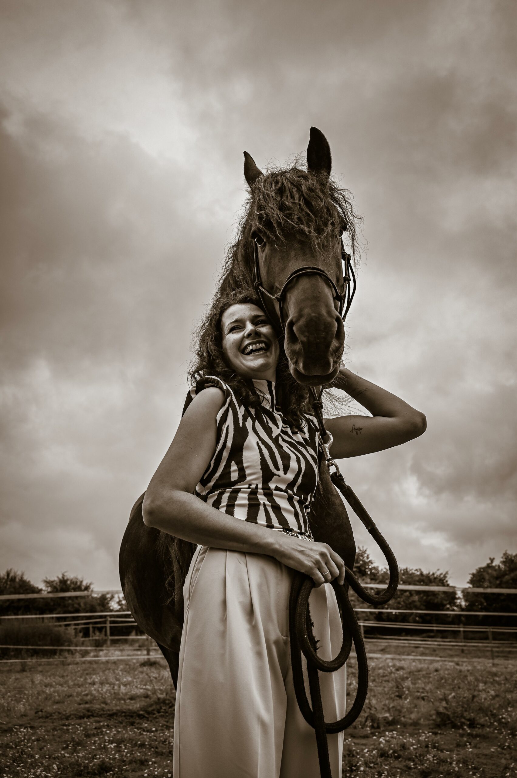 CAROLYNE CLIC